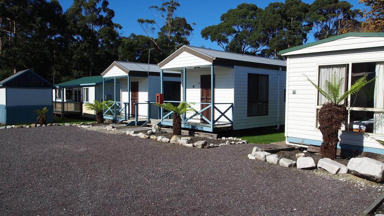 Strahan Retreat Holiday Park Екстериор снимка