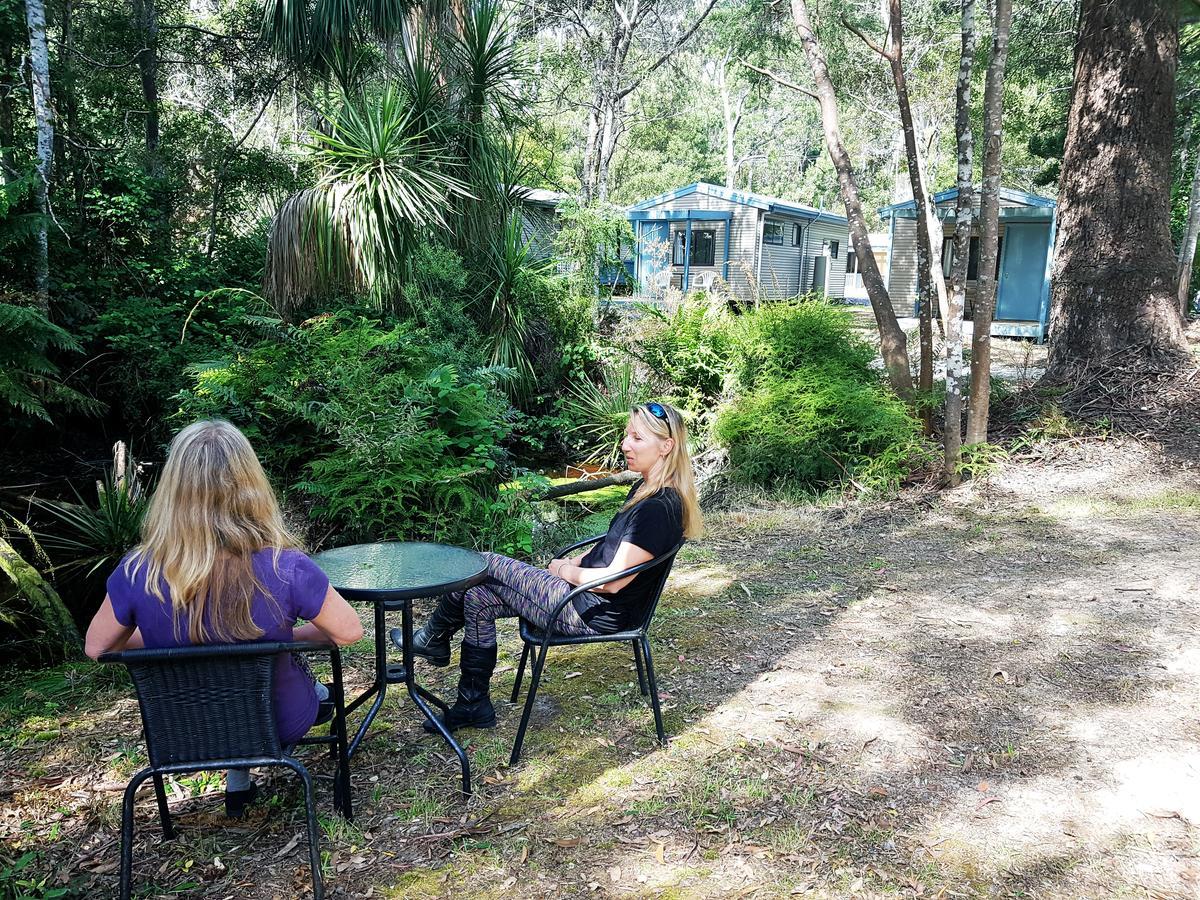 Strahan Retreat Holiday Park Екстериор снимка