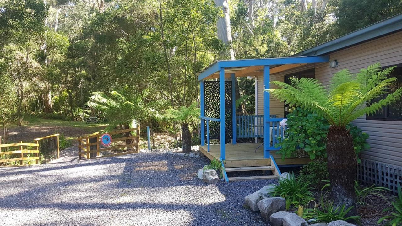Strahan Retreat Holiday Park Екстериор снимка